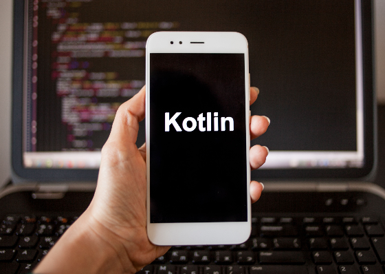 Kotlinとは？Androidアプリ開発で注目の言語をJavaとの違いやメリットも併せて紹介